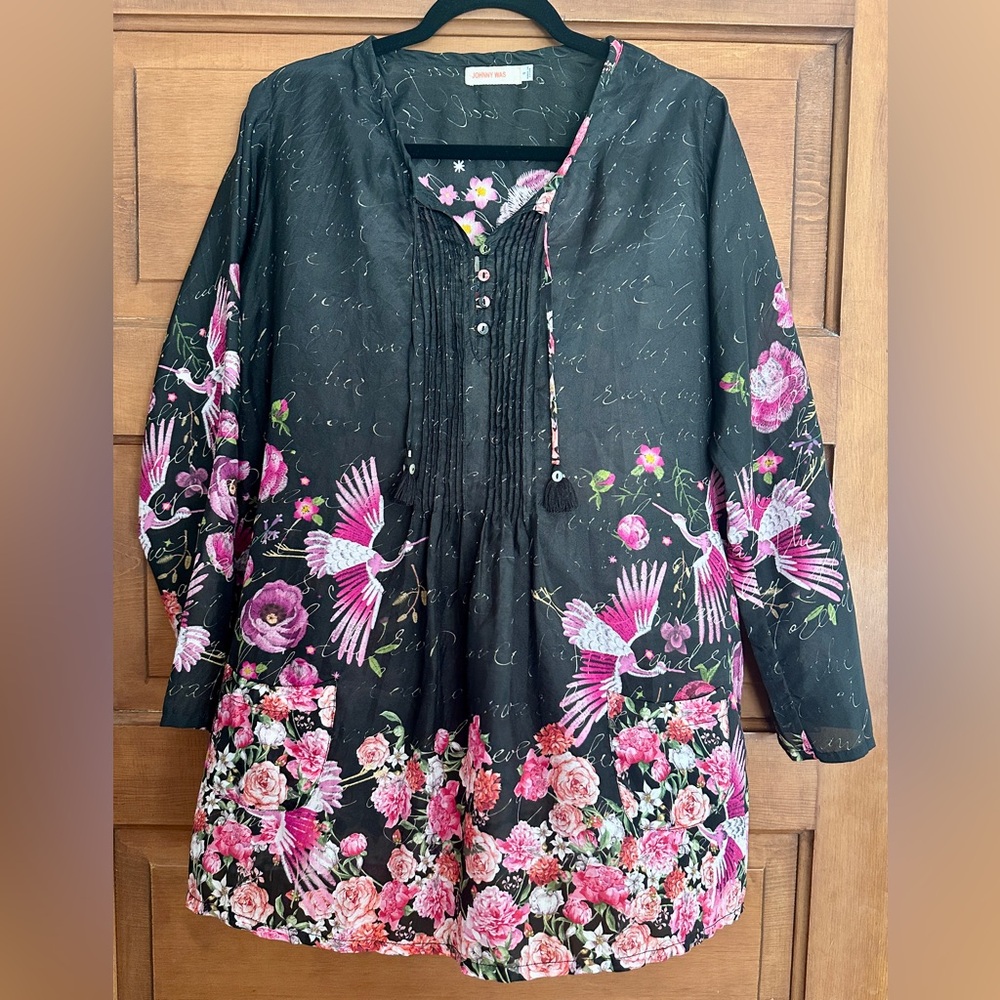 Johnny Was Nerissa 100% Silk Tunic Flower Longhorn Skull Blouse Size S, but big - Picture 3 of 9